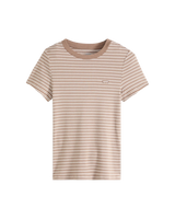 The Levi's® Womens Essential Housemark T-Shirt in Pine Bark