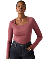The Levi's® Womens Essential Square Neck Long Sleeve T-Shirt in Crushed Berry