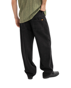 Essential Jeans in Worn Black