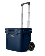Roadie 32 Wheeled Cooler in Navy