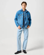 The Wrangler Mens 13MWZ Jeans in Bleach