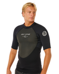 Omega 1.5mm Short Sleeved Rash Vest in Black