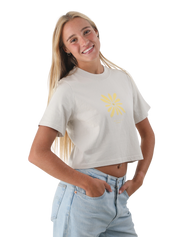 The Born by the Sea Womens Daisy Crop T-Shirt in Faded Bone