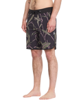Encounter Scallop Mod Boardshorts in Black