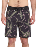 Encounter Scallop Mod Boardshorts in Black