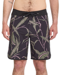 Encounter Scallop Mod Boardshorts in Black