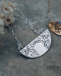 The Bahgsu Jewels Natural Mystic Necklace in Sterling Silver