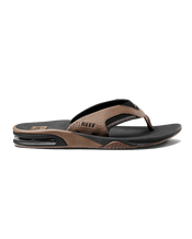 Fanning Flip Flops in Black & Tan