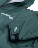 Advance Long Sleeved in Dark Green & Nimbus Cloud