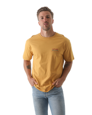 The Salt Water Seeker Mens Rodeo Diner T-Shirt in Faded Mustard