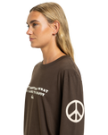 The Quiksilver  Womens Standard Long Sleeve T-Shirt in Chocolate Brown