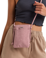 Peaceful Bay Phone Bag in Pink Carnation