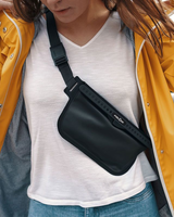 Sling Bag in Black & Black