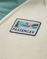 The Passenger Womens Alexander 2.0 Hooded Polar Fleece Jacket in Birch