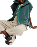 Scout It Out Gilet in Midnight Jade
