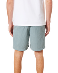 Kenneth Walkshorts in Lago