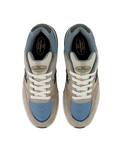 The New Balance Mens Andrew Reynolds 933 Shoes in Mushroom & Light Blue