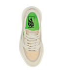The Vans Girls Girls Ultrarange 2.0 SE Shoes in Oatmeal & White