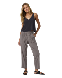 SL Villa Cropped Vest in Black