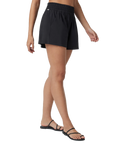 Villa Walkshorts in Black