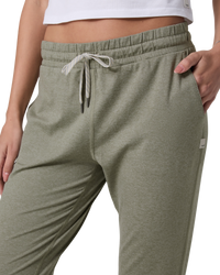 Performance Joggers in Laurel Heather