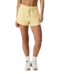 Halo Performance Shorts 2.0 in Lemon Snap Heather